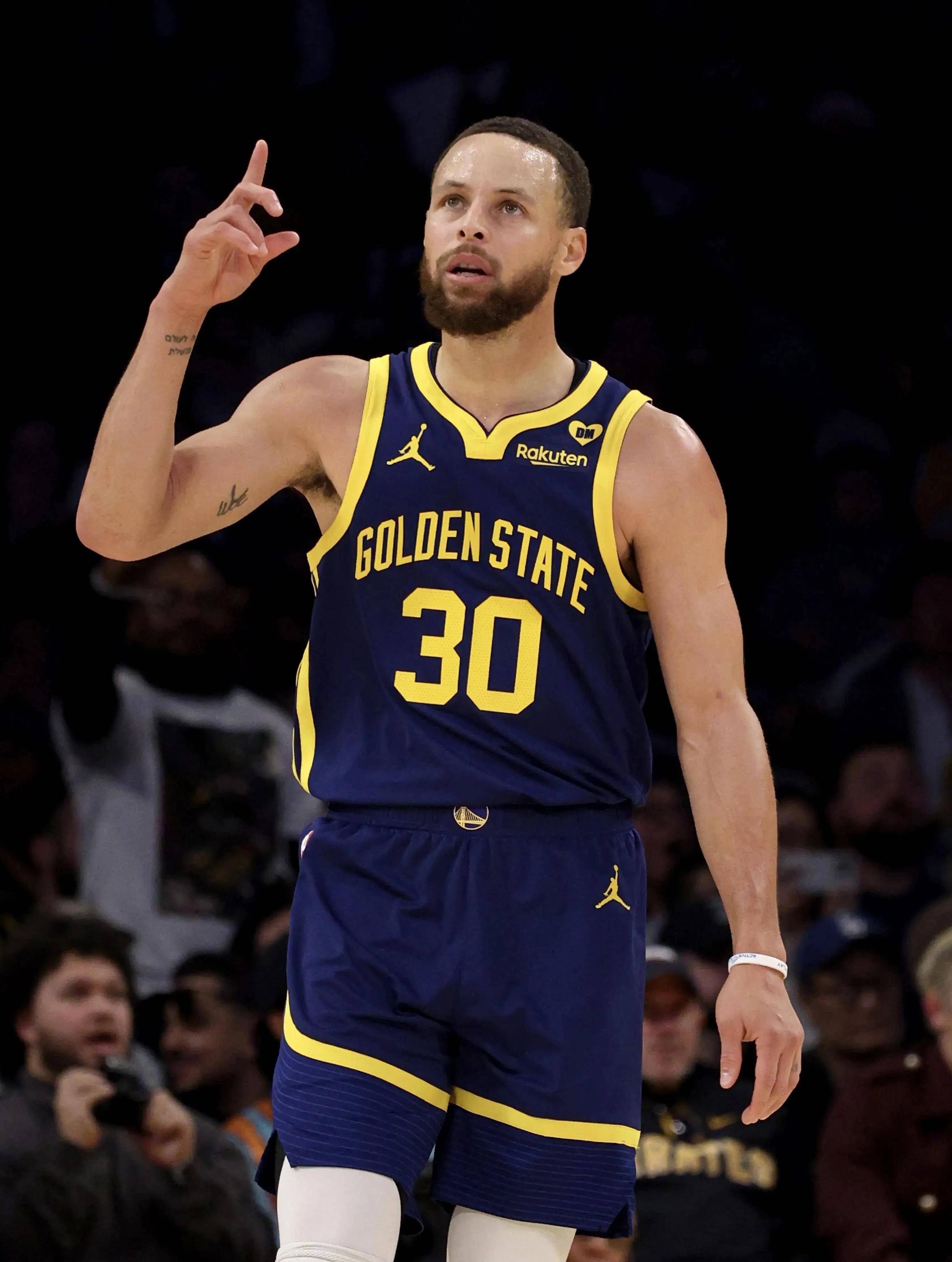 抢下球权后 抢下球权后