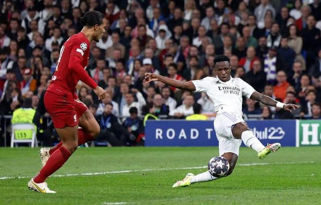 步的分号 步的分号