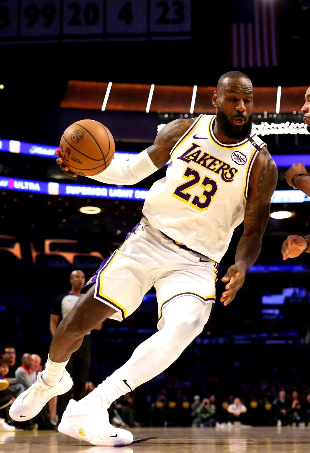 综合来看 综合来看